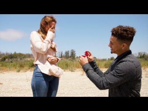THE BEST PROPOSAL OF ALL TIME!!! (JUMPING OUT OF A PLANE)