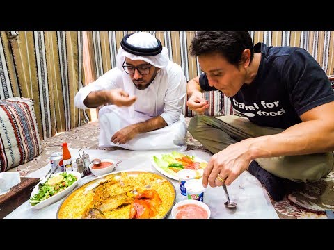 The Ultimate DUBAI FOOD TOUR - Street Food and Emirati Cuisine in Dubai, UAE!